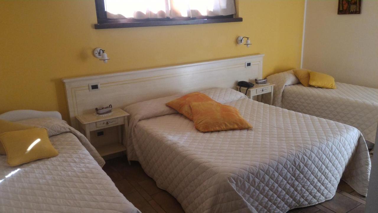 Agriturismo La Dimora Del Contadino 몬도비 외부 사진