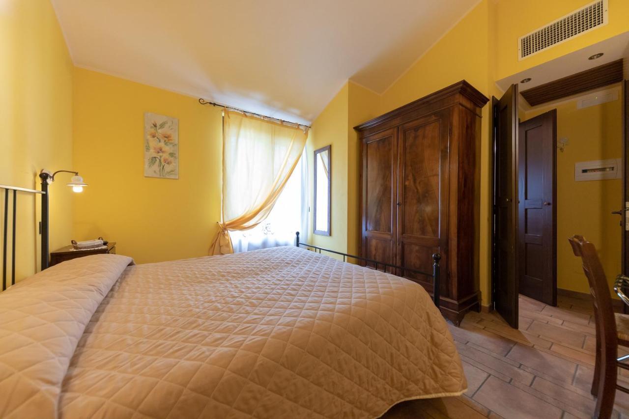 Agriturismo La Dimora Del Contadino 몬도비 외부 사진